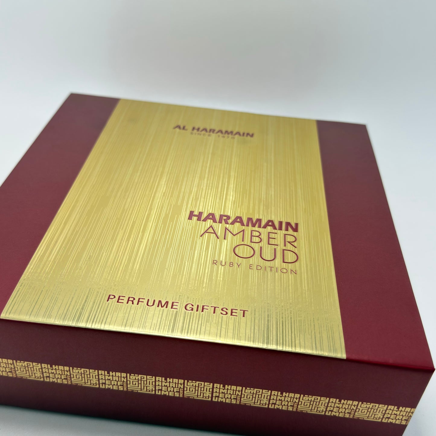 Al Haramain Amber Oud Ruby Edition Estuche Extrait de Parfum 75 ml + 25 ml + Deodorant Body Spray 200 ml