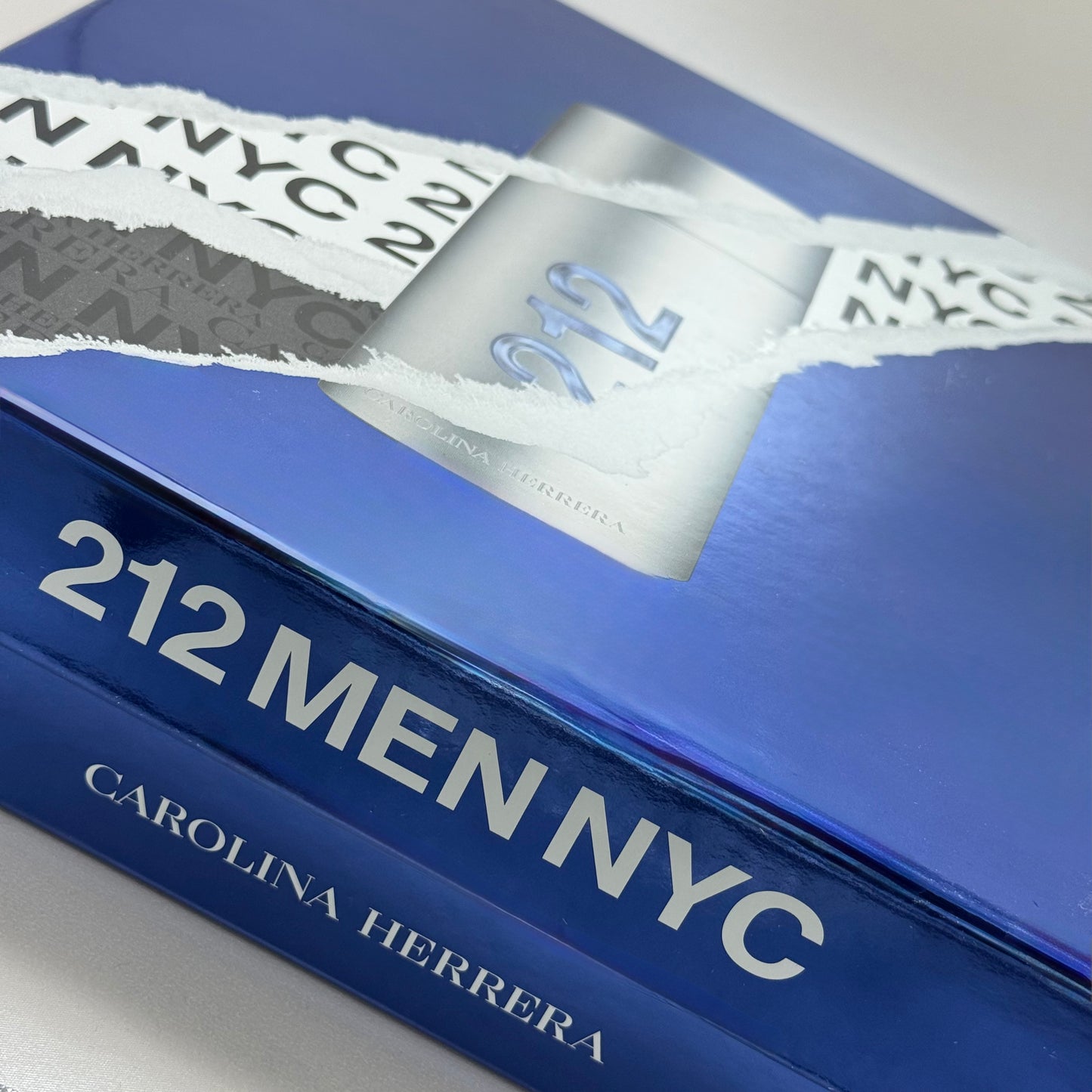 Carolina Herrera 212 Men NYC Estuche Eau de Toilette 100 ml + After Shave Gel 100 ml