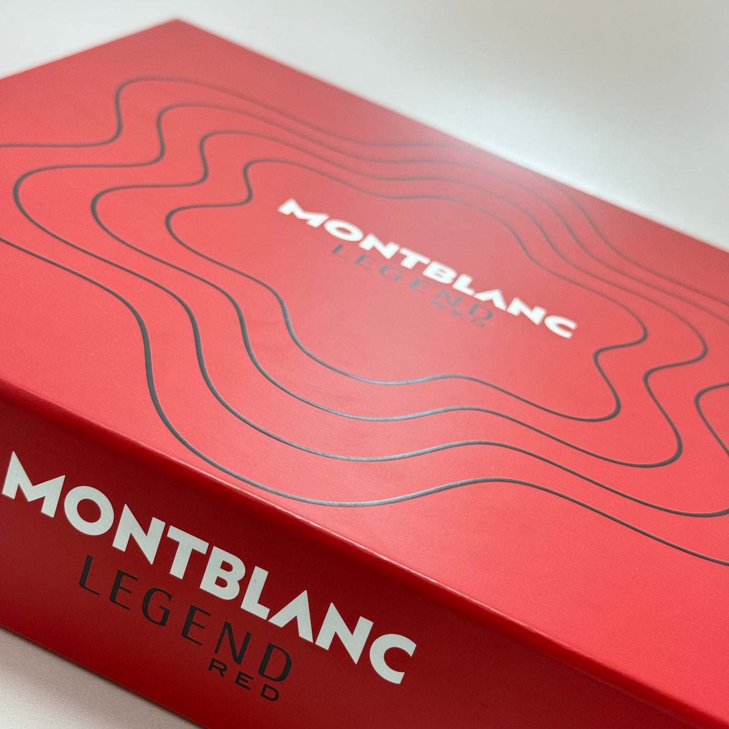 Montblanc Legend Red Estuche Eau de Parfum 100 ml + 7.5 ml + Gel de Ducha