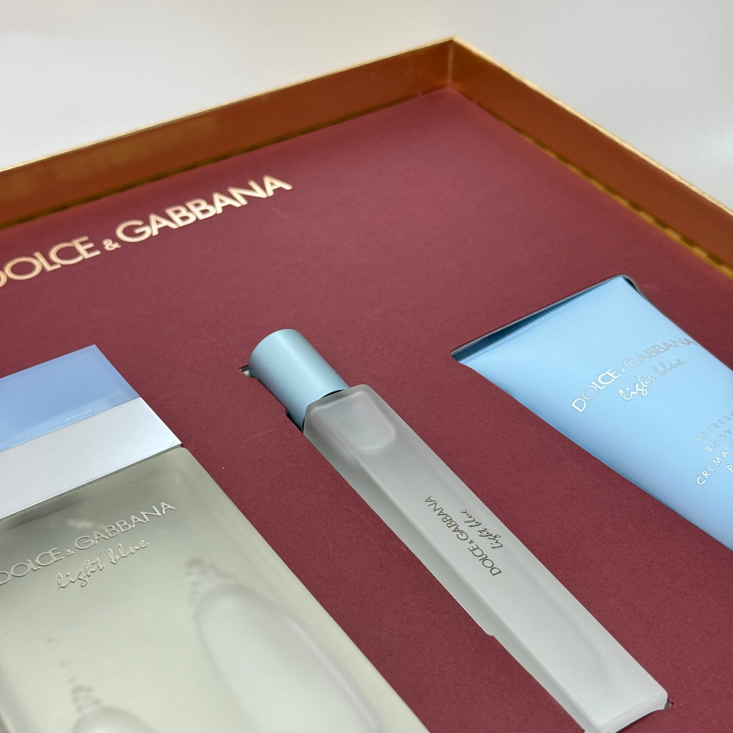 Dolce&Gabbana Light Blue Estuche Eau de Toilette 100 ml + 10 ml + Refreshing Body Cream 50 ml