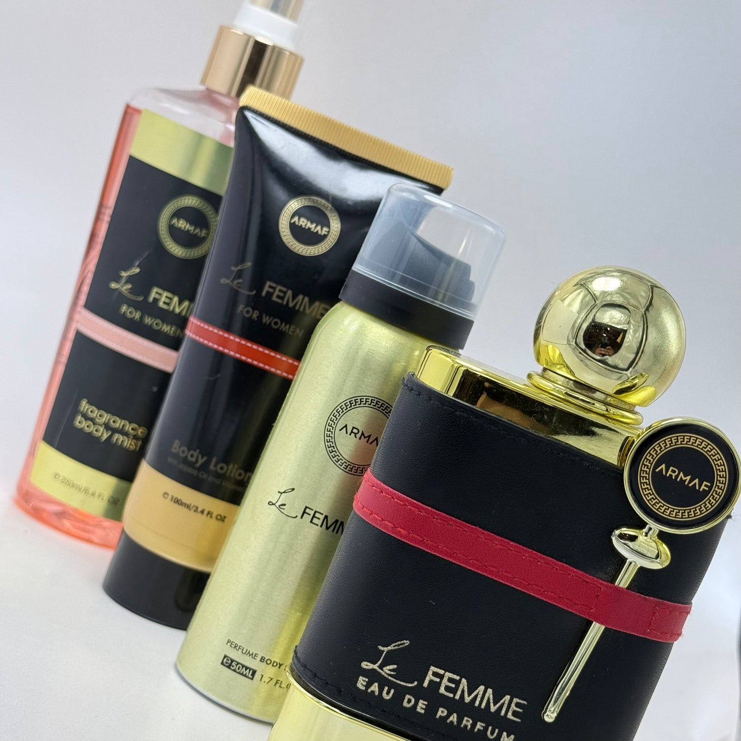 Armaf Le Femme Eau de Parfum Estuche 100 ml + Body Lotion 100 ml + Body Spray 50 ml + Body Mist 250 ml