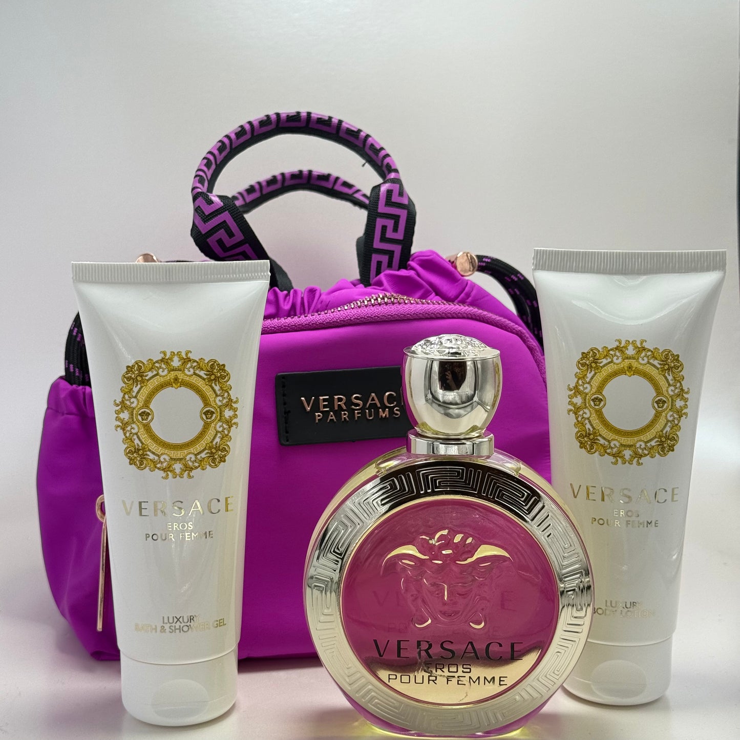 Versace Eros Pour Femme Eau de Toilette 100 ml + Bath & Shower Gel 100 ml + Body Lotion 100 ml + Soft Makeup Case